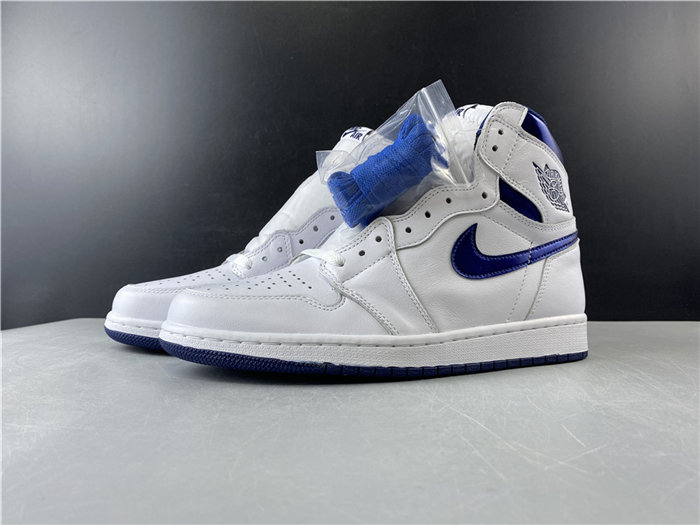 Jordan1 Retro Metallic Navy 555088-106