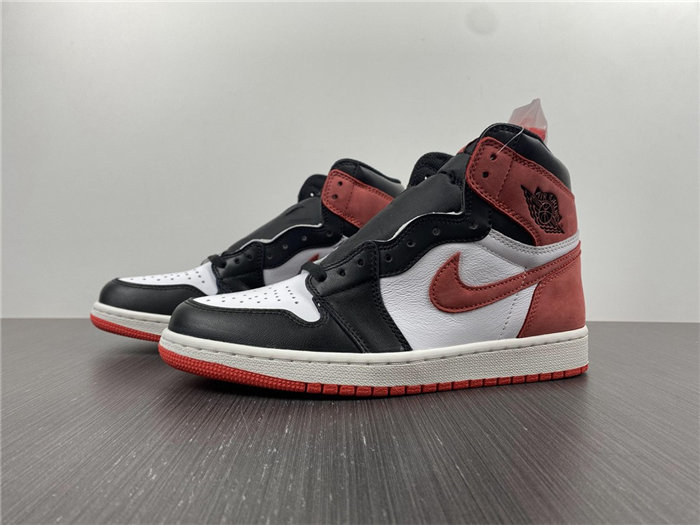 Jordan1 Retro Track Red 555088-112