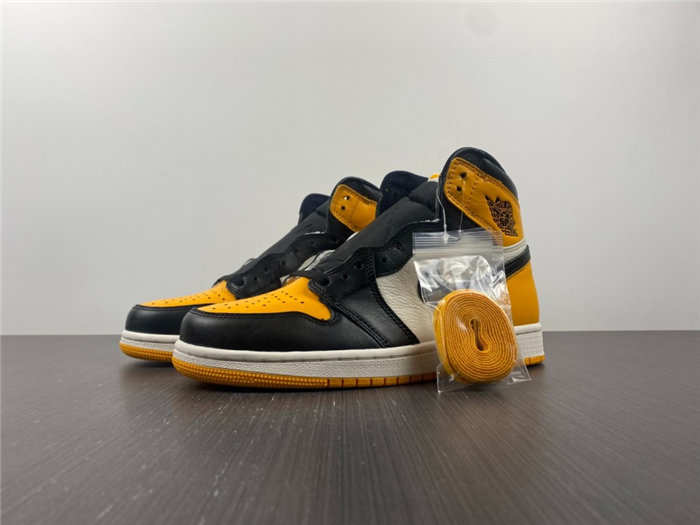 Jordan1 OG Yellow Toe 555088-711