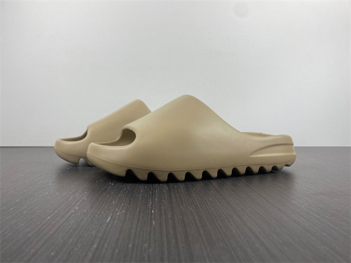 Adidas Yeezy Slide Pure (First Release) GZ5554