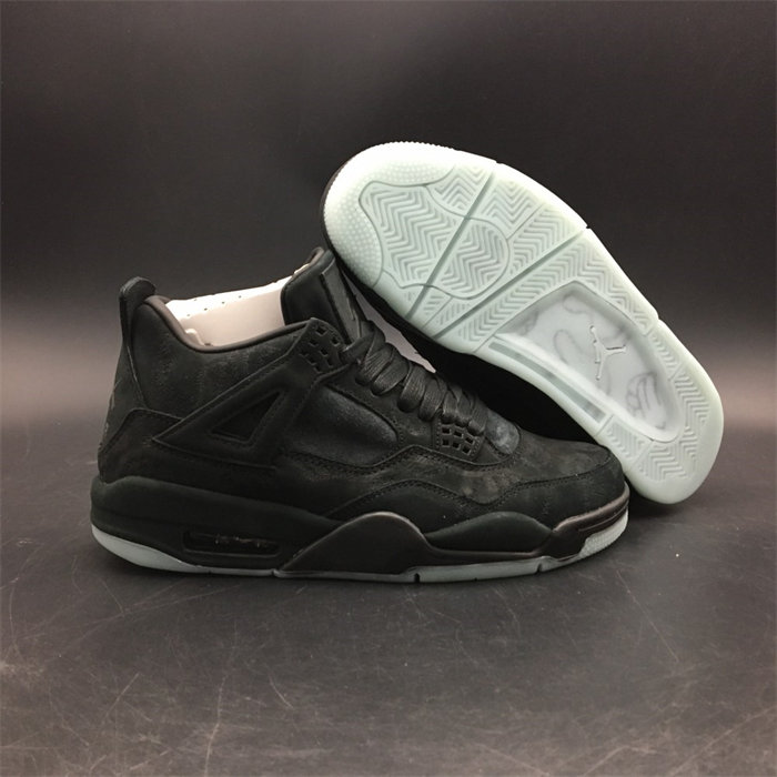 Jordan 4 Retro Kaws Black 930155-001