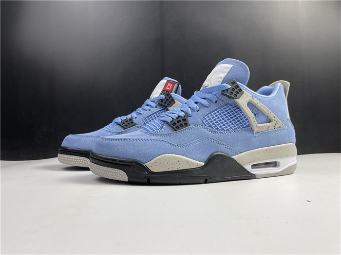 Jordan 4 Retro University Blue CT8527-400