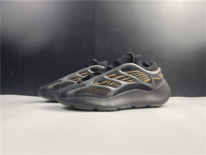 adidas Yeezy 700 V3 Clay Brown GY0189