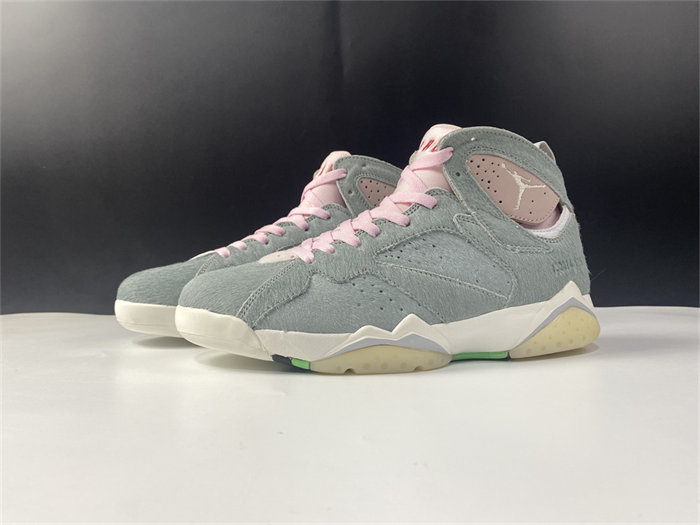 Jordan 7 Retro Neutral Grey CT8528-002