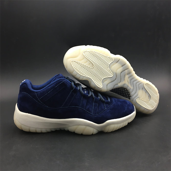 Jordan 11 Retro Low Derek Jeter RE2PECT AV2187-441