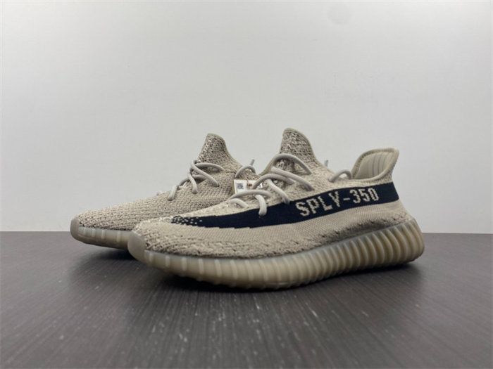 adidas Yeezy Boost 350 V2 HP7870