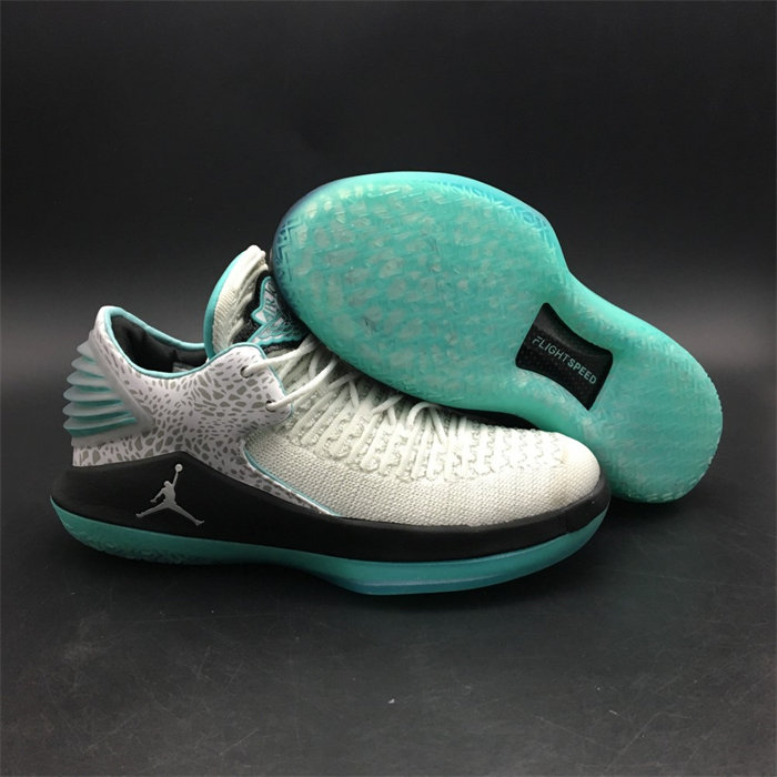 Jordan XXXII Low Guo Ailun PE AH3347-101