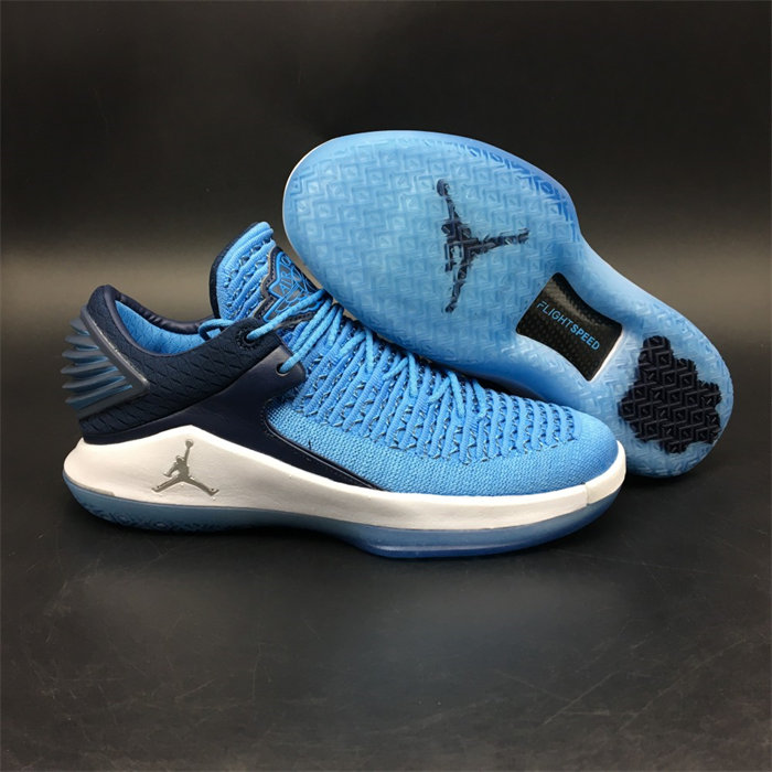 Jordan XXXII Low AH3347-401