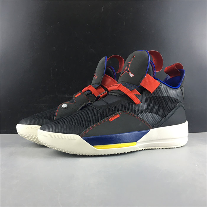 Jordan XXXIII Tech Pack BV5072-001