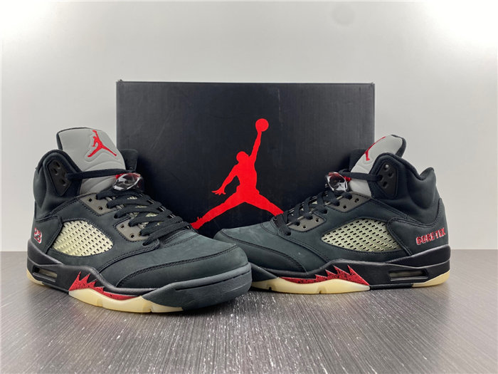 Jordan 5 Retro Gore-Tex Off-Noir DR0092-001