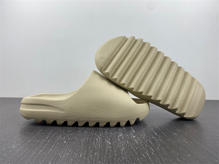 Yeezy Slide Bone FW6345