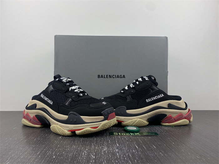 Balenciaga 755687 W3SM1 1096