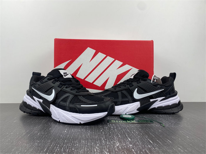 NIKEV2K Runtekk 3XL  FD0736-103