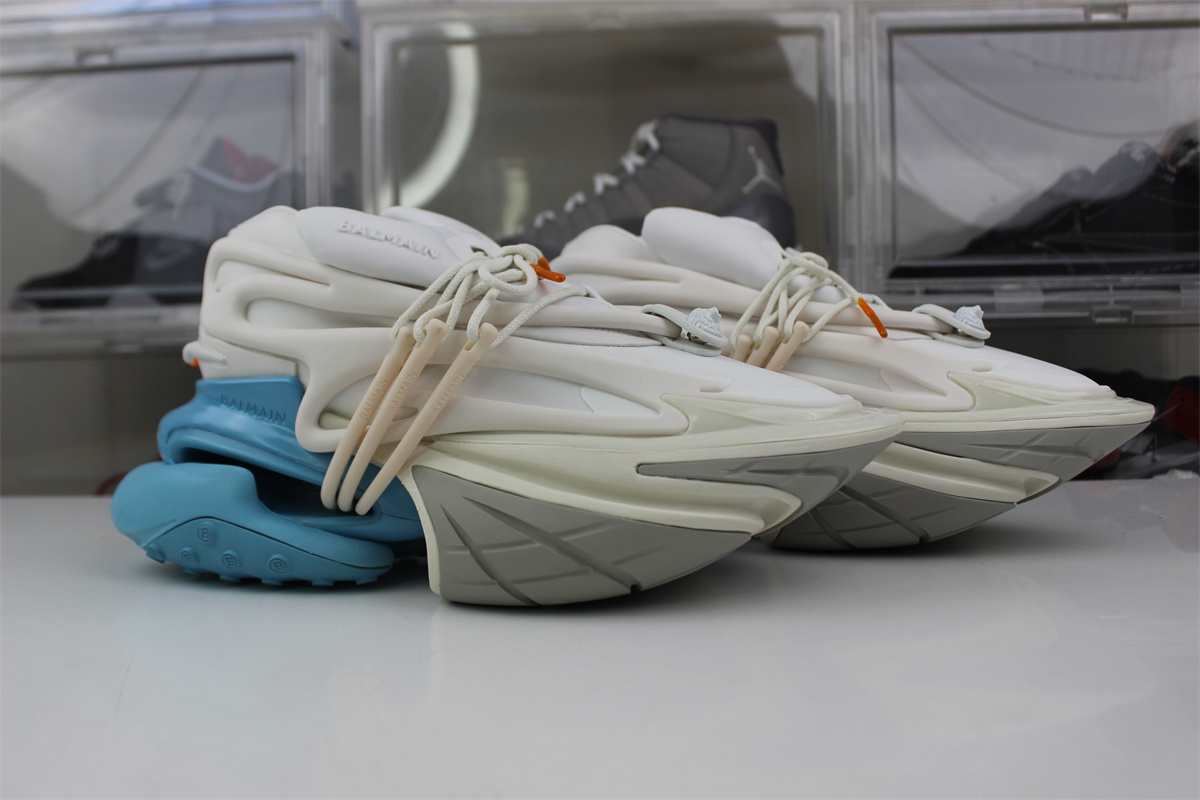 MALMAIN White UNC