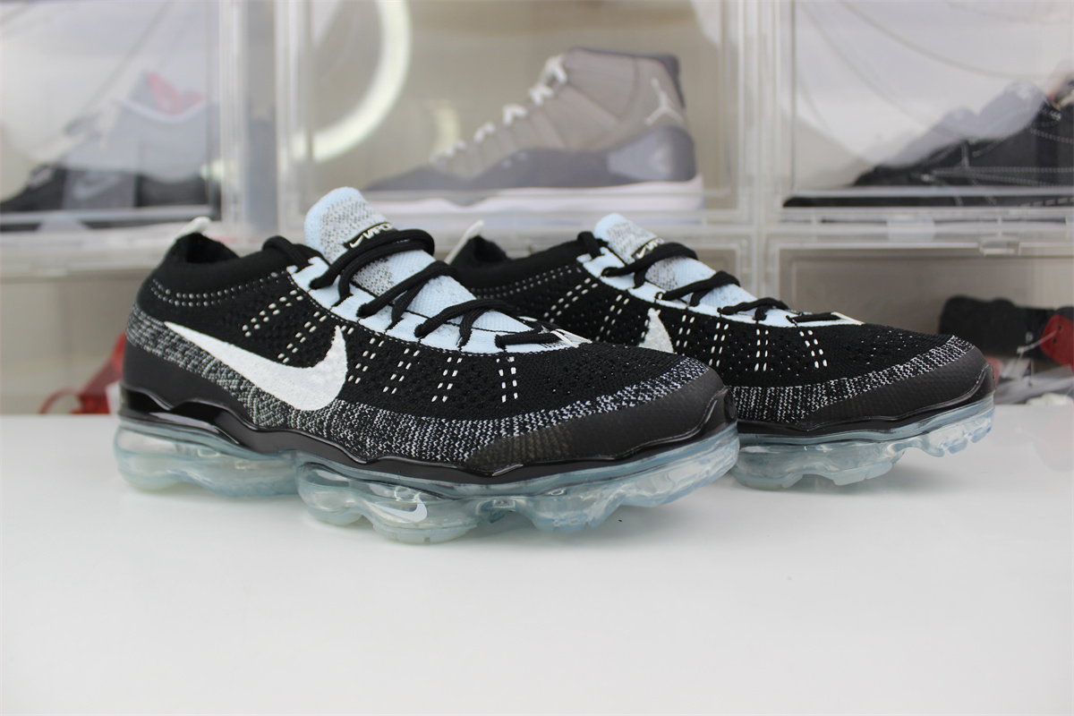 Nike Air VaporMax 2023 Flyknit Black White