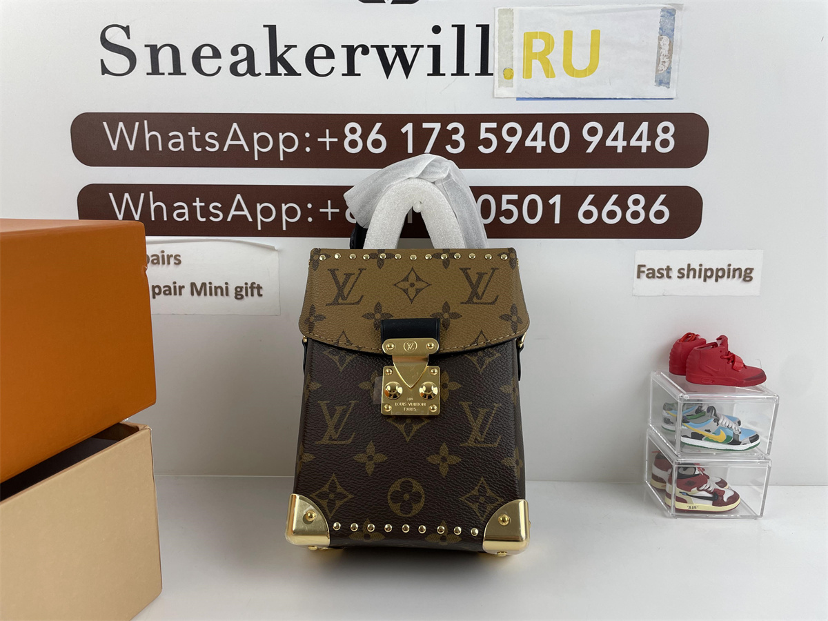 LV Camera Box (17.6x12.5x6cm)