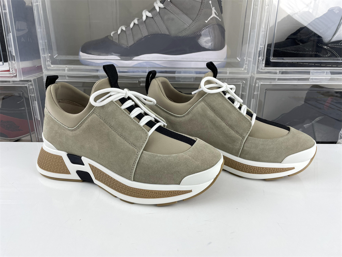 H Brand Bouncing Grey sneakers