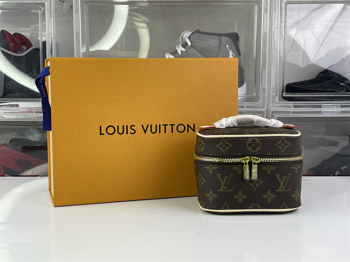 LV Nice Nano Monogram Small size ( 14 x 10.2  x 8.5 cm)
