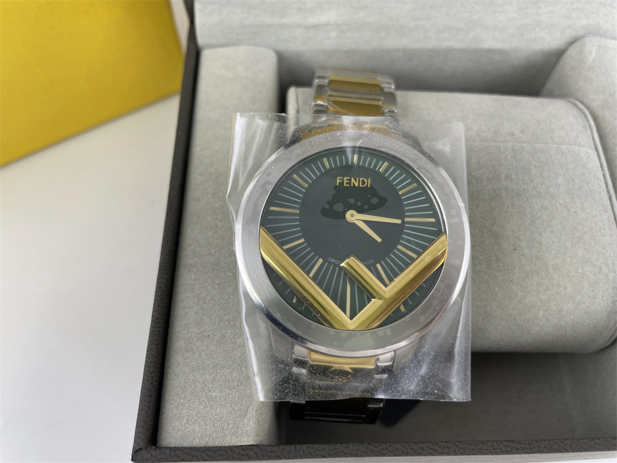 FENDI Lovers Green dial plate Gold LOGO watch ( 36 or 42 cm)