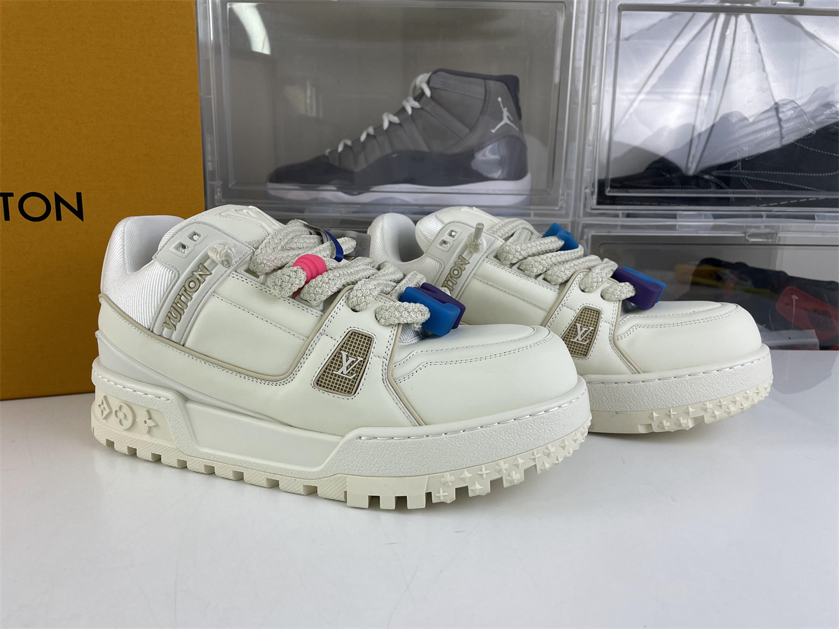 LV Cream White ARCH Light Fat shape style sneaker