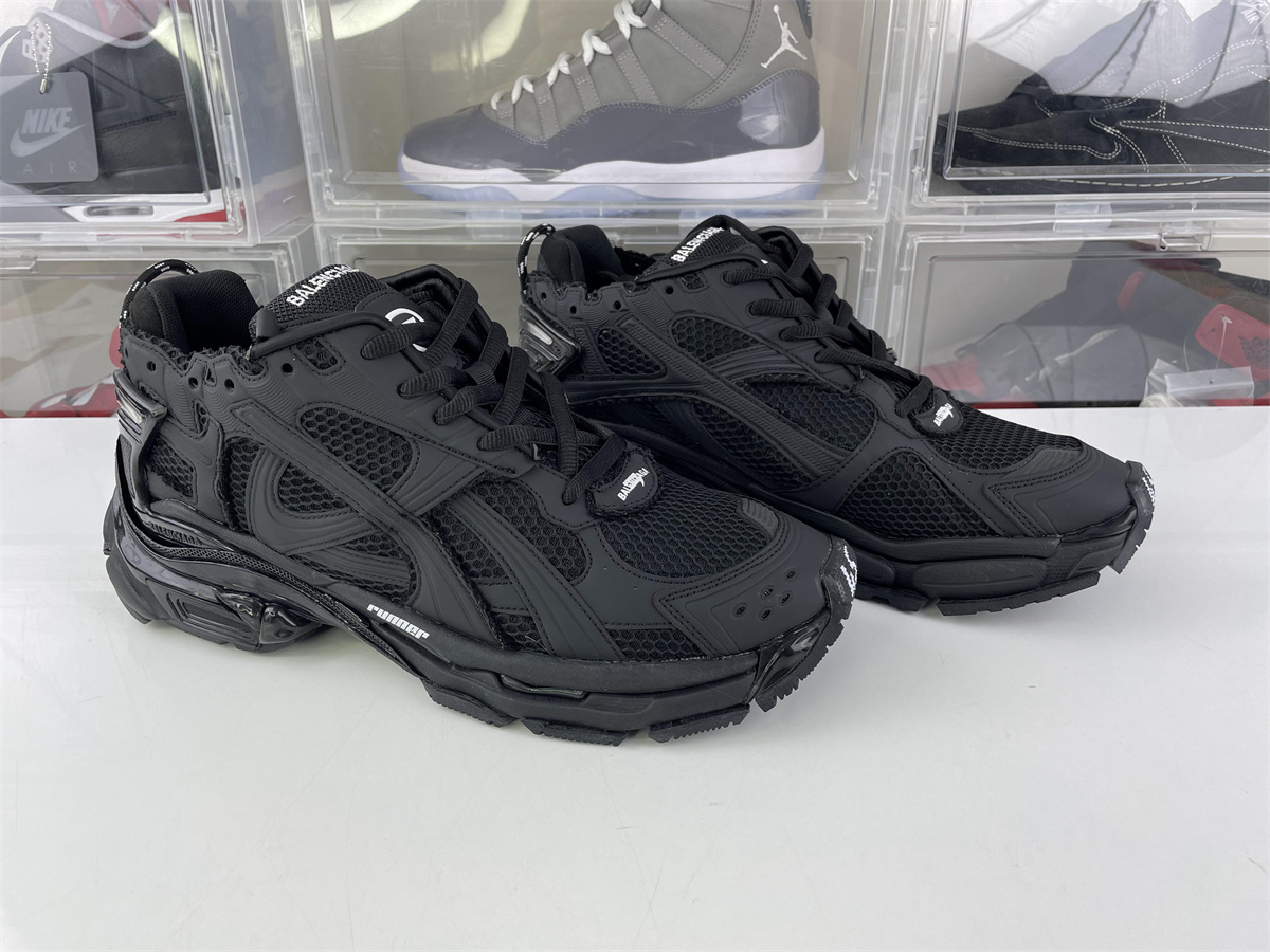 Balenciaga Black Mat MNCL MESH Runner