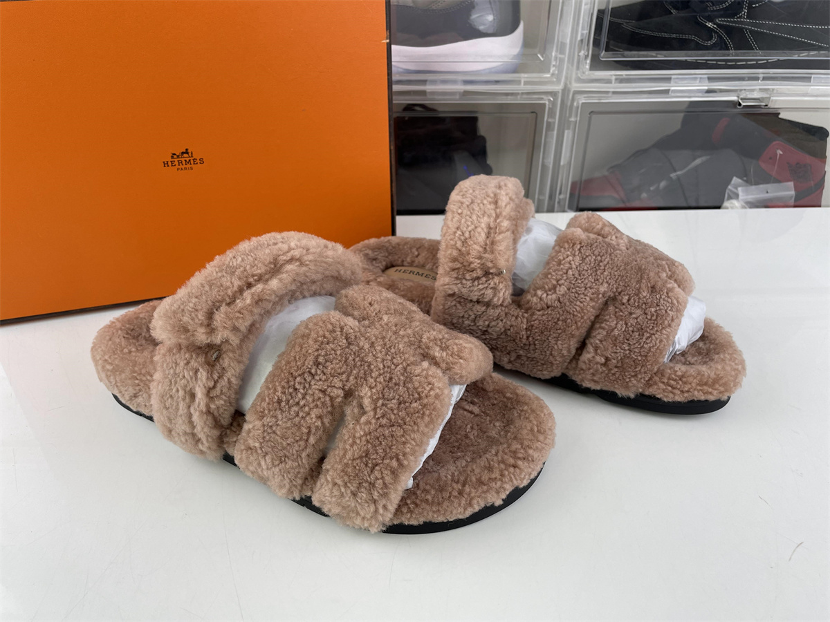Hermes Pink Woolen Sandals