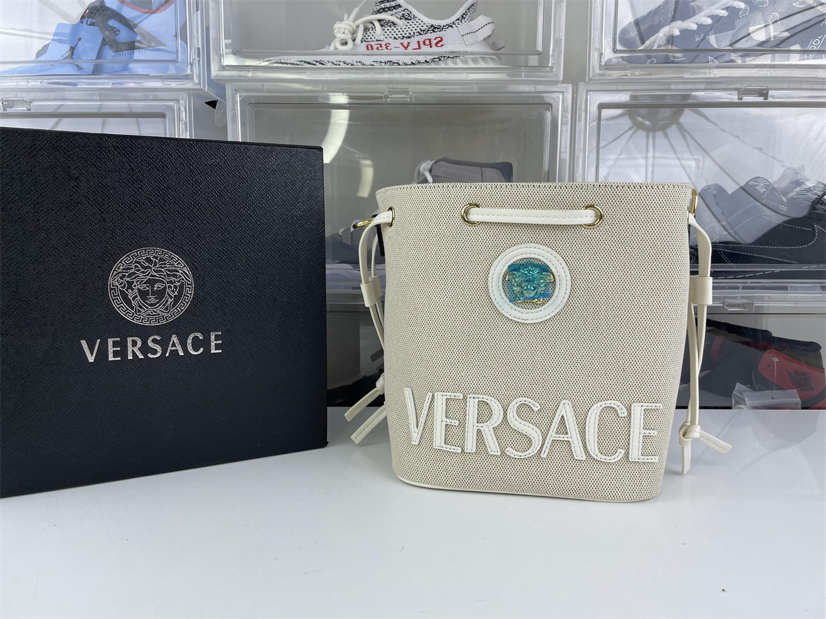 VERSACE Cream white Bucket bag (22 x 20 cm)