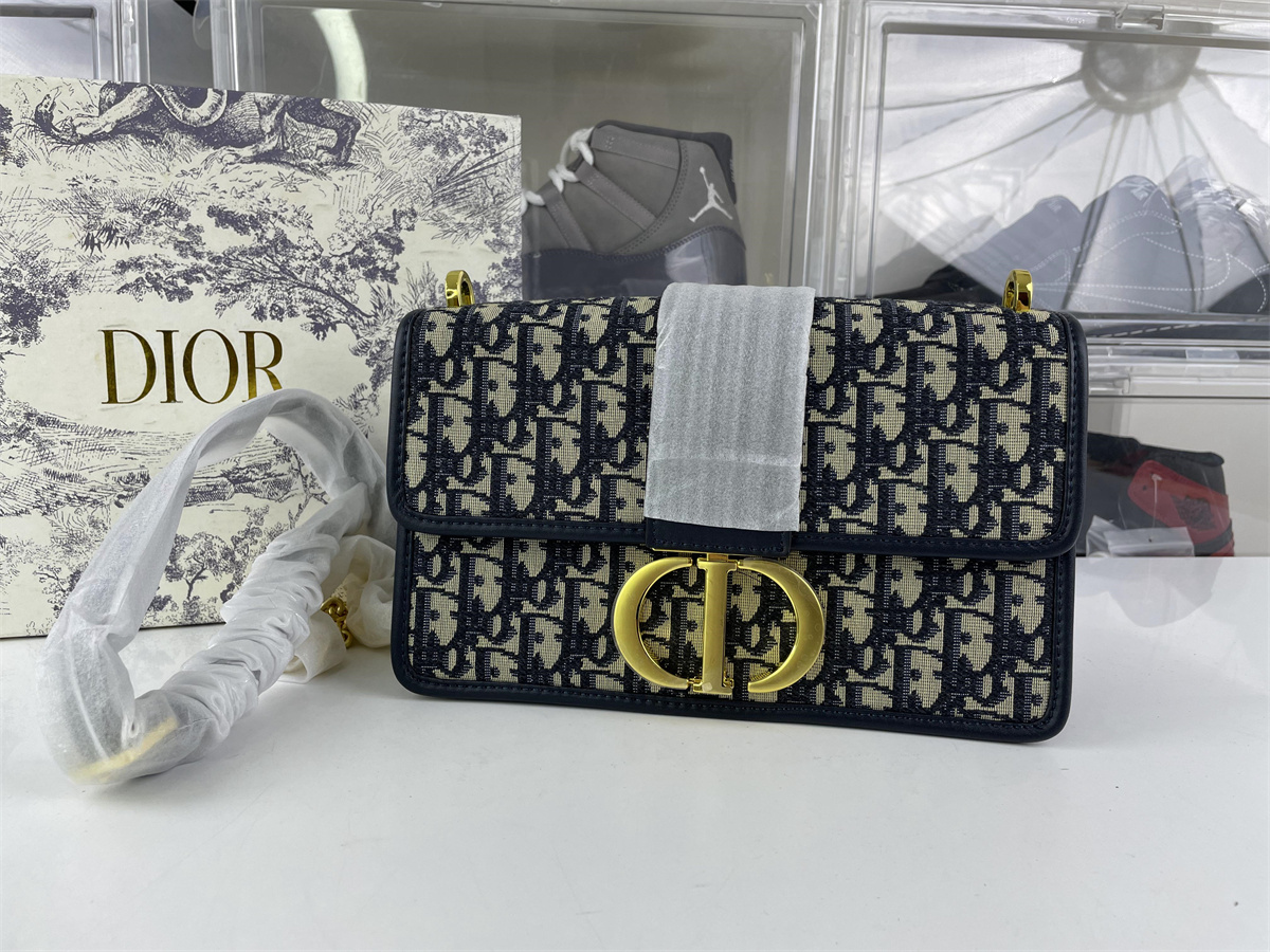 DIOR 30 Montaigne Blue Grey ladies bag (25 x 7 x 15 cm)