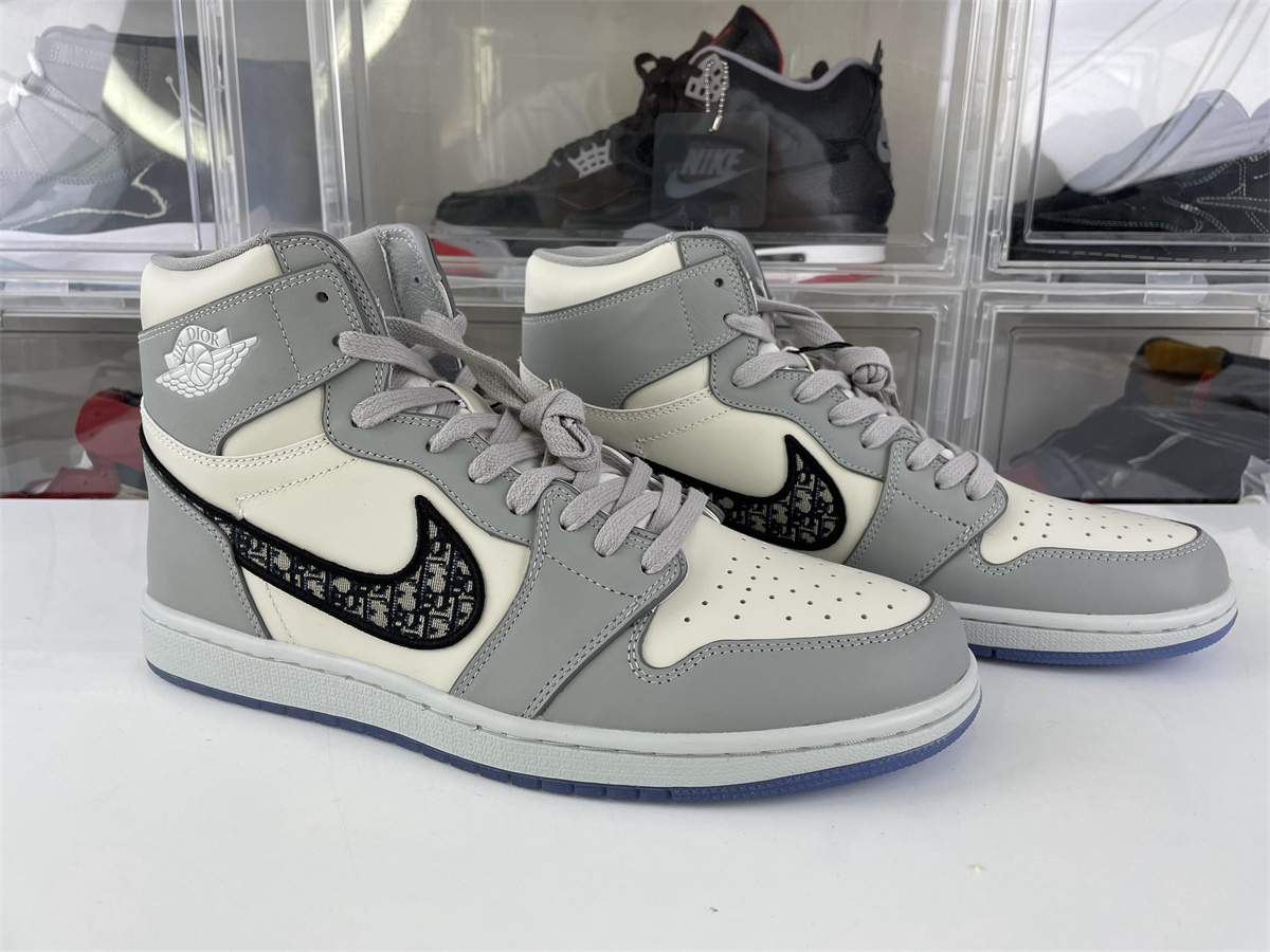 GOAT Dior x Air Jordan 1 High