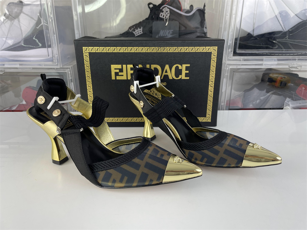 Fendi Golden Black Medusha Heel (8cm hight)
