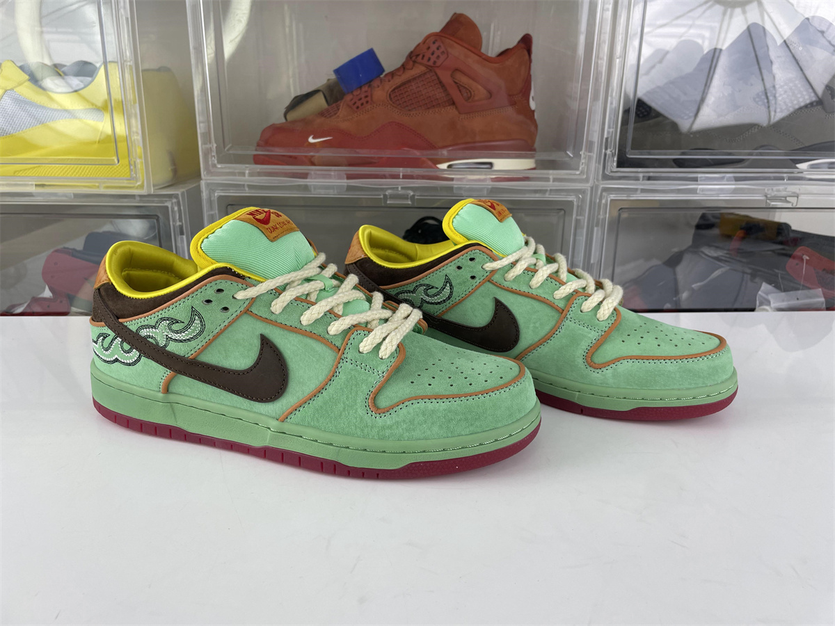 Nike SB Dunk Low “BHM”