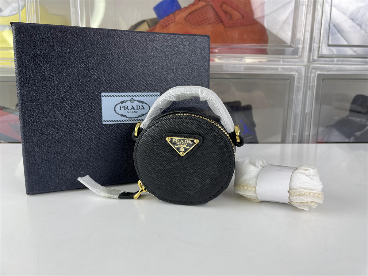 Prada Tiny Black round bag, (8 x8 x 3.5cm)