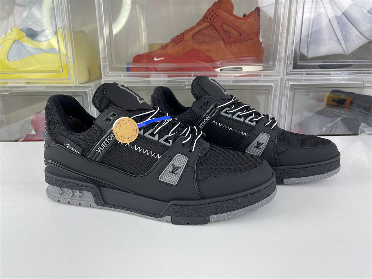 LV ARCH LICHT Black Grey Sneaker