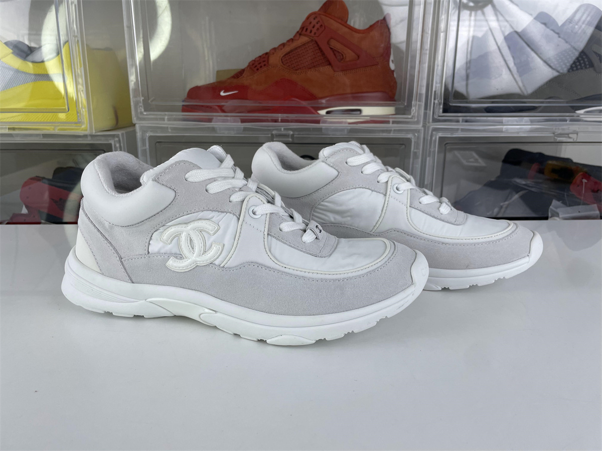 Chanel Pure White Fabric & Suede Calfskin sneaker