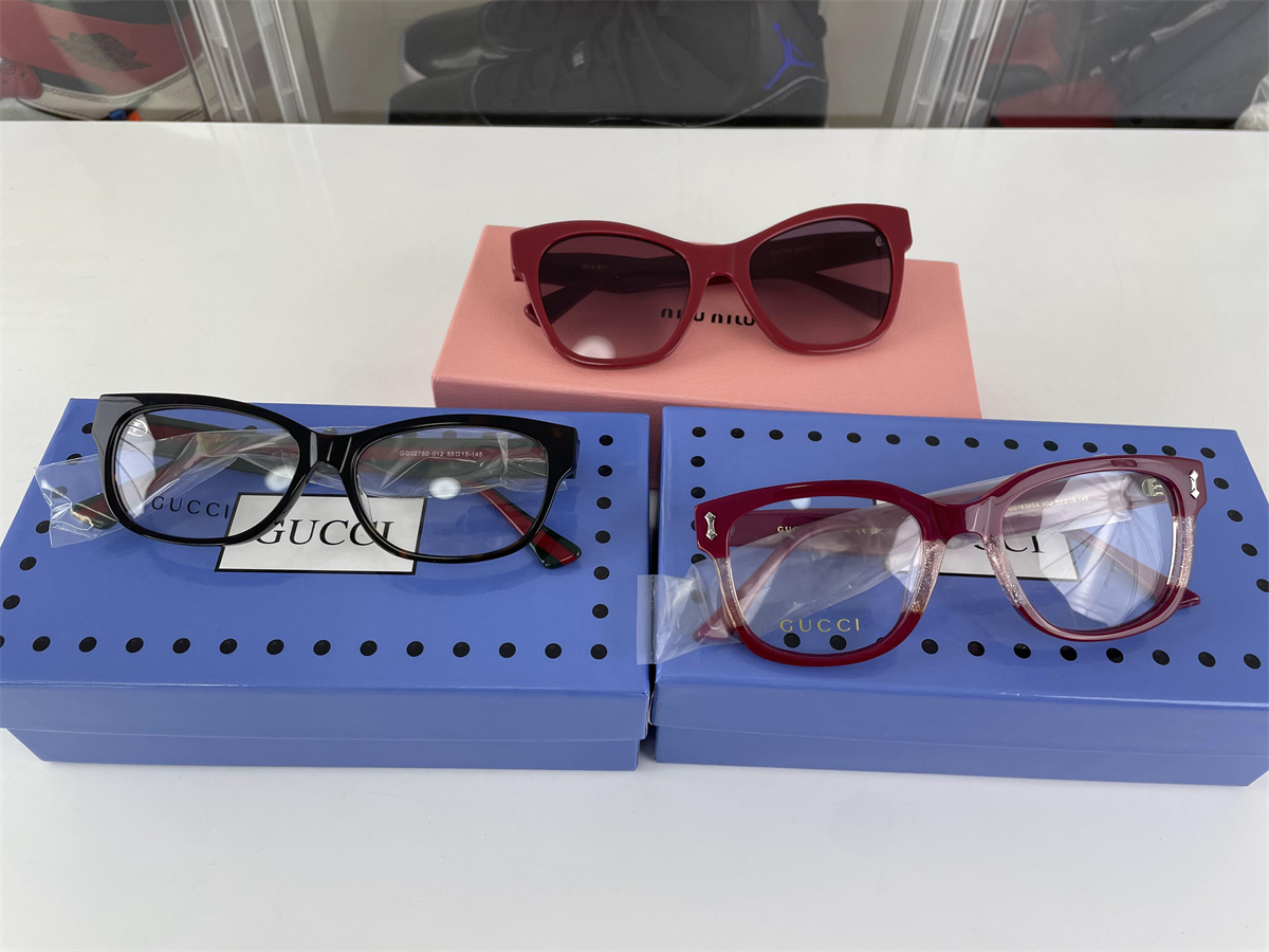GUCCI / Miu Miu Ladies Sunglasses Red color (price for each piece)