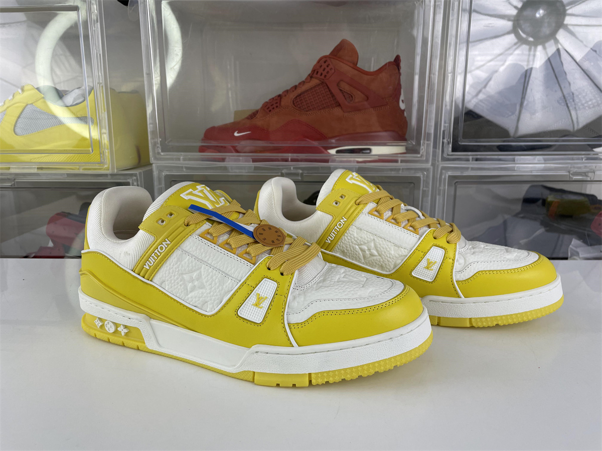 LV ARCH Light Sneaker White Yellow color