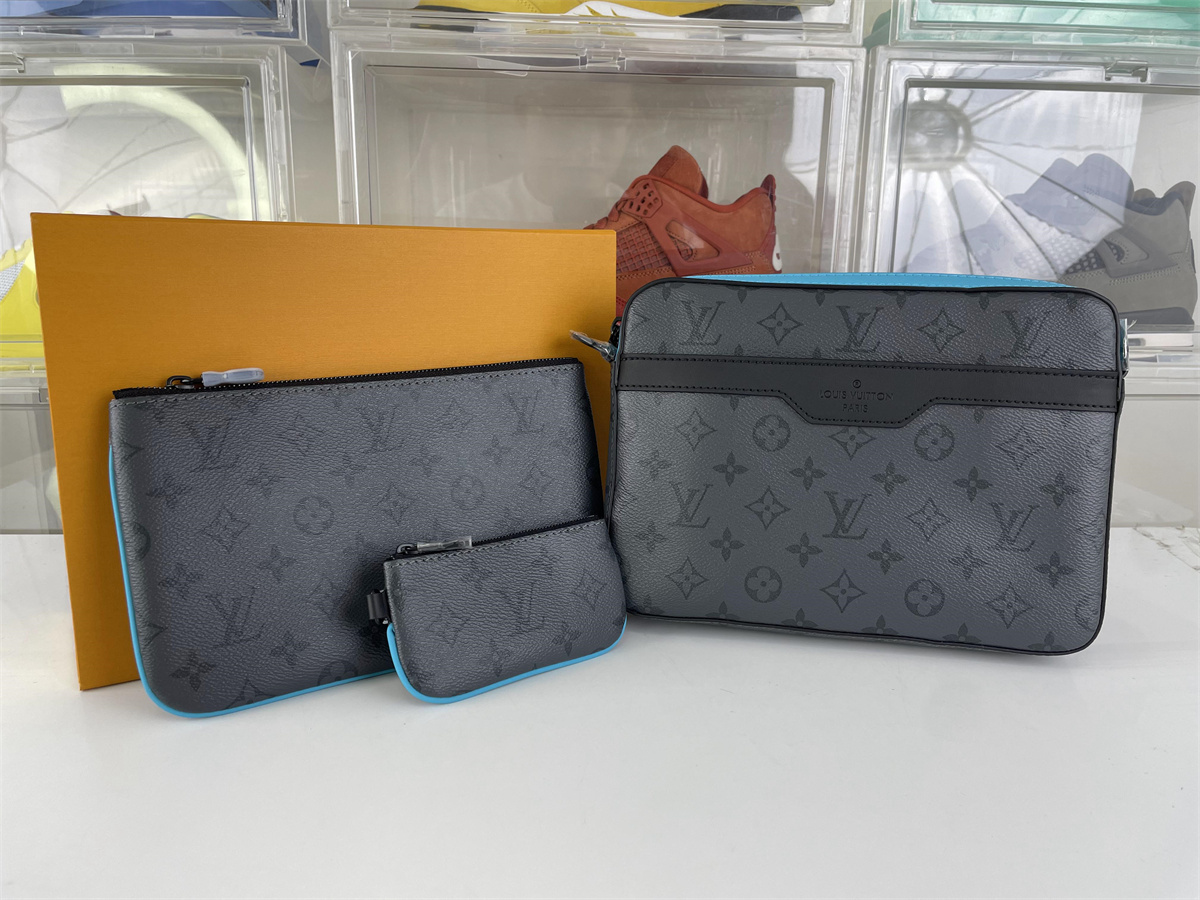 LV man's Trio Grey UNC color Postal bag with chip inside, (25 x 18.5 x7 cm)