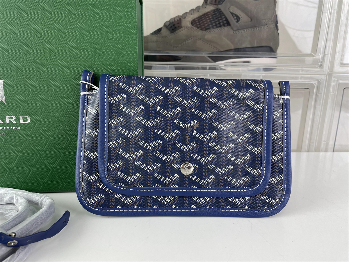 GOYARD Plumet Blue 3-Folding shoulder bag, ( 20.5x 14 x 2.5cm)