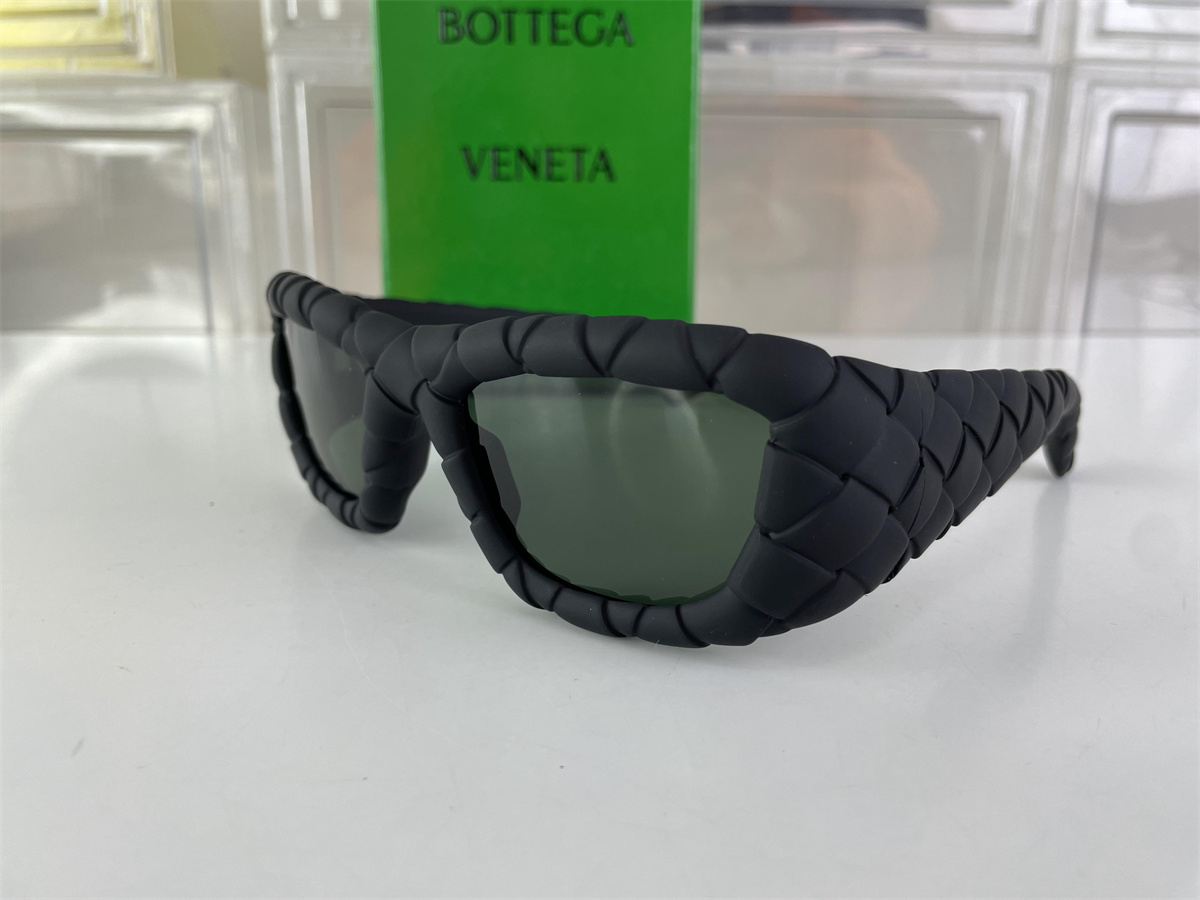 Bottega Veneta Black Sunglasses