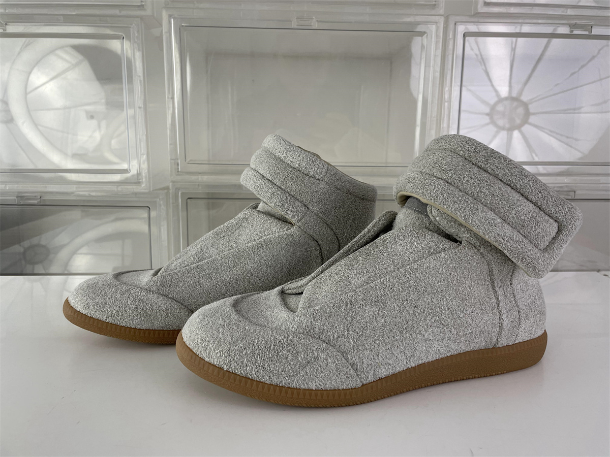 Martin Margiela 25 Future Grey high Boost, (EU35- 40 )